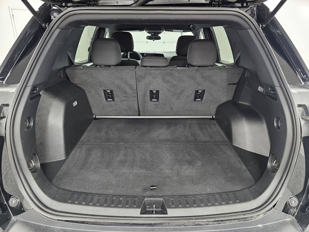Used 2026 Chevrolet Equinox LT FWD image 24