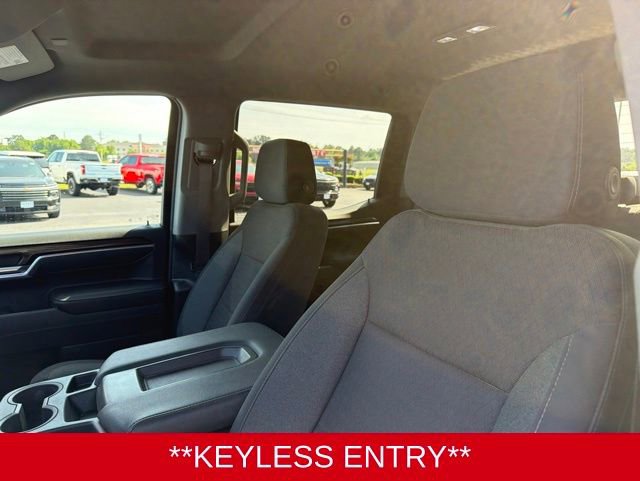 Used 2024 Chevrolet Silverado 1500 LT AWD/4WD image 10