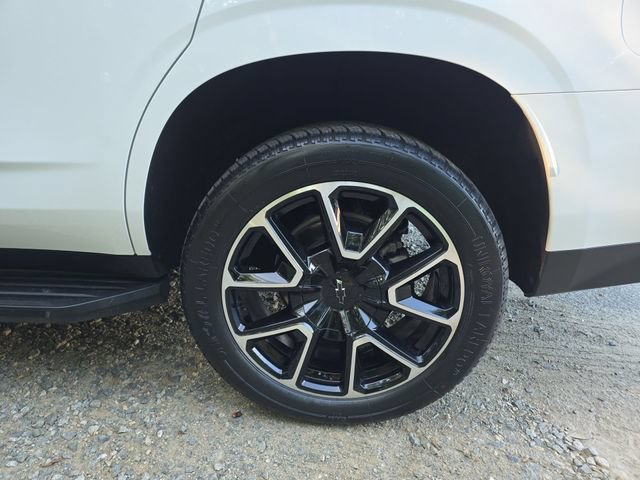 Used 2024 Chevrolet Tahoe RST w/ Luxury Package AWD/4WD image 36