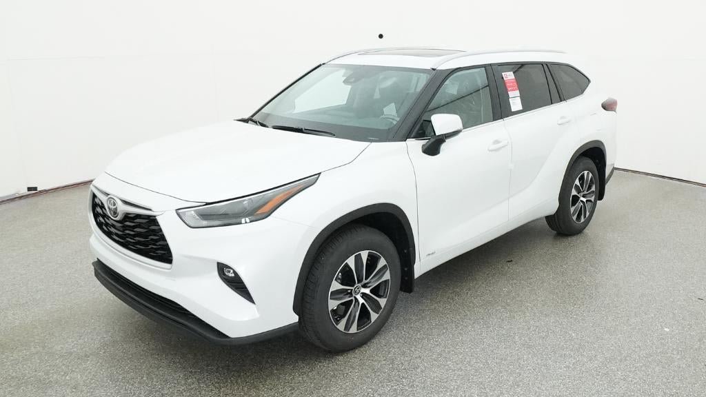 New 2026 Toyota Highlander XLE AWD/4WD image 1