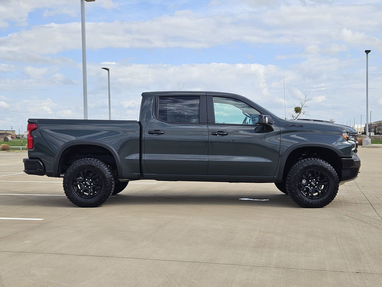 Certified 2026 Chevrolet Silverado 1500 ZR2 w/ Dark Appearance Package image 7