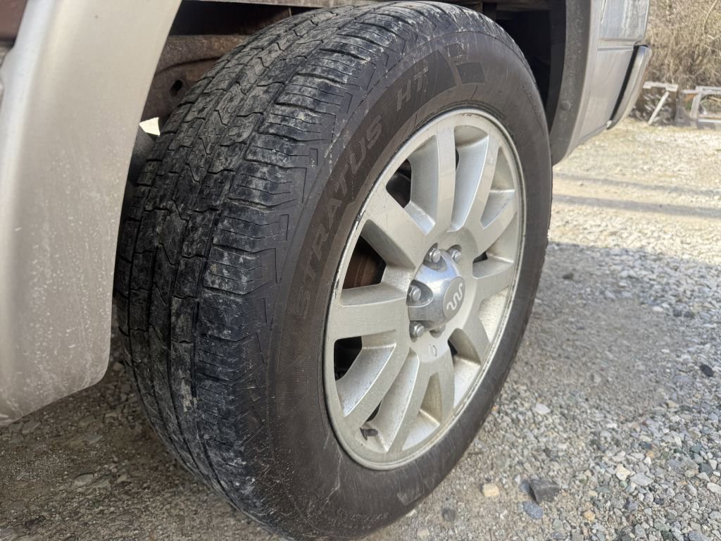 Used 2011 Ford F150 King Ranch image 13