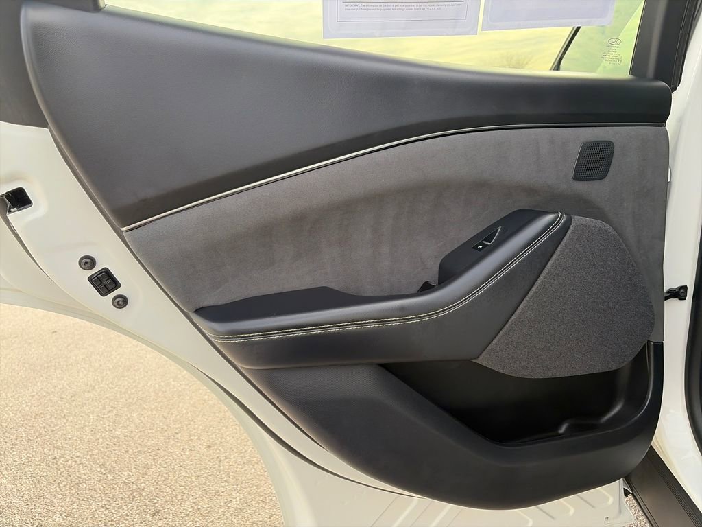 Used 2025 Ford Mustang Mach-E GT AWD/4WD image 31