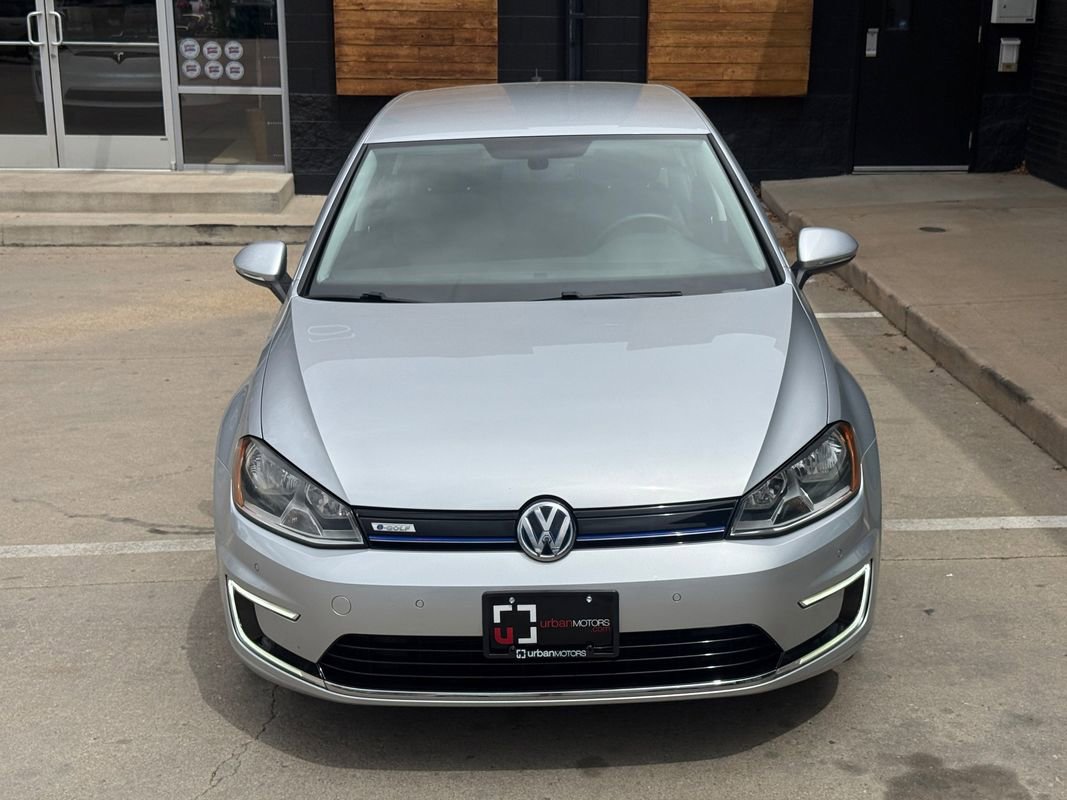 Used 2015 Volkswagen e-Golf Limited Edition FWD image 9