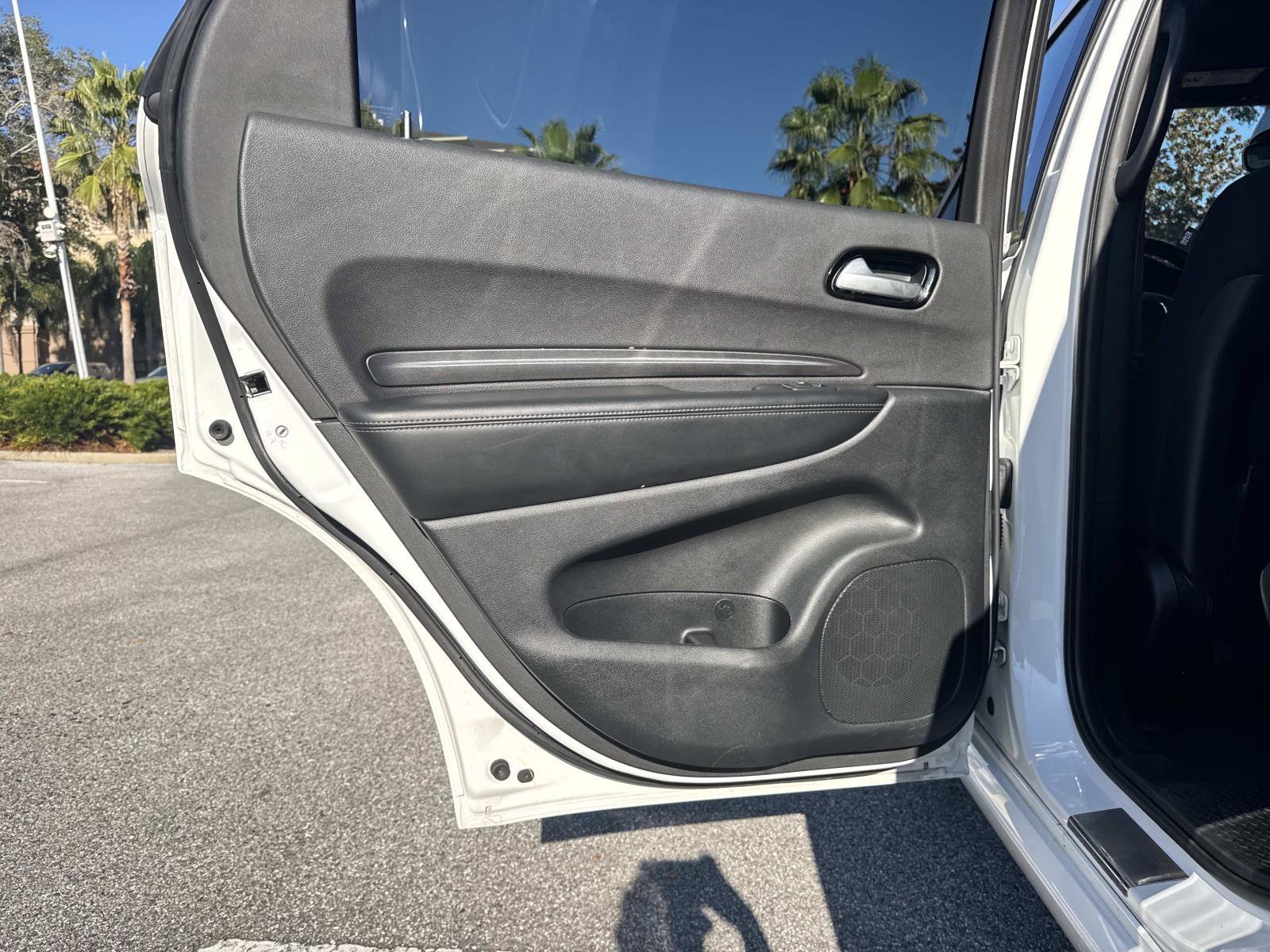 Used 2022 Dodge Durango SXT w/ Blacktop Package image 12