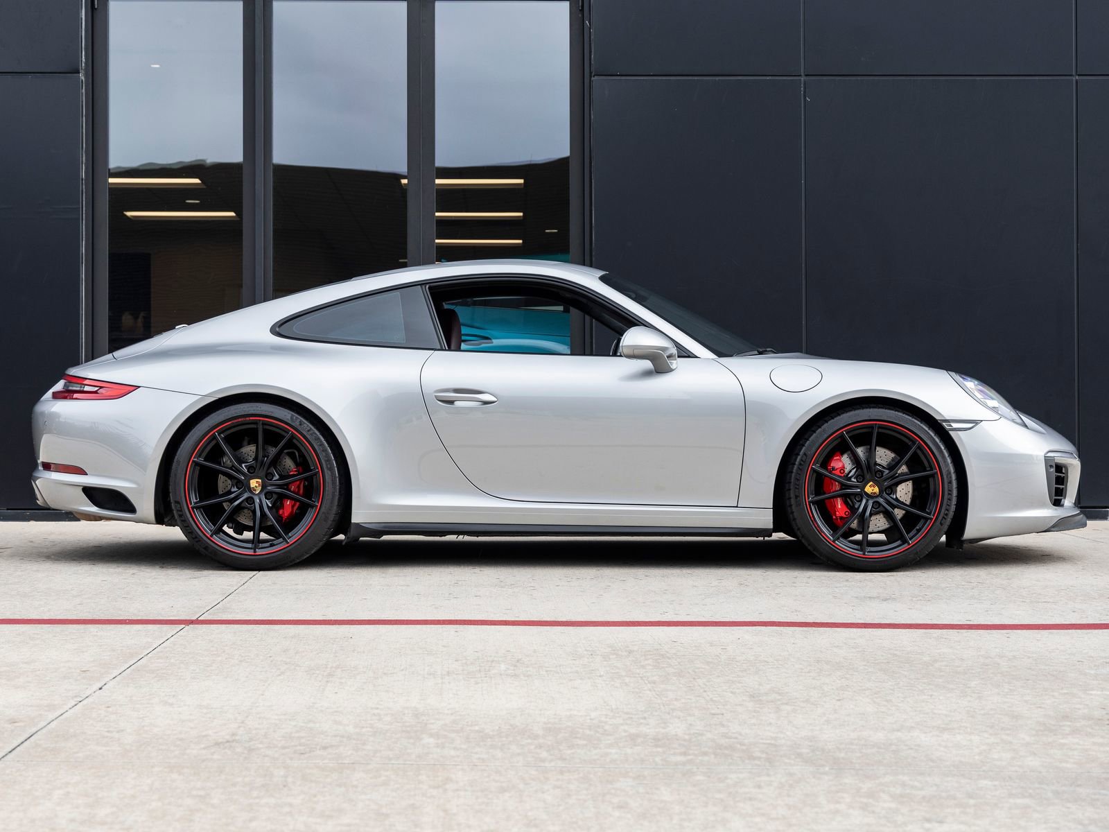 Certified 2018 Porsche 911 Carrera 4S AWD/4WD image 12