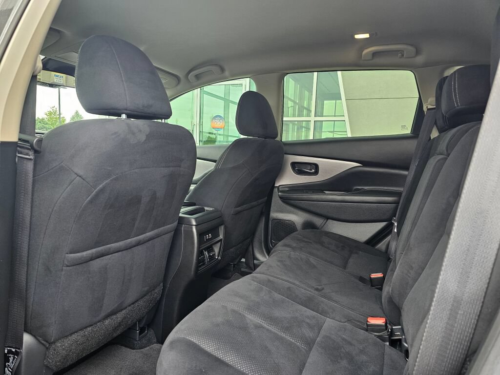Used 2022 Nissan Murano S AWD/4WD image 11