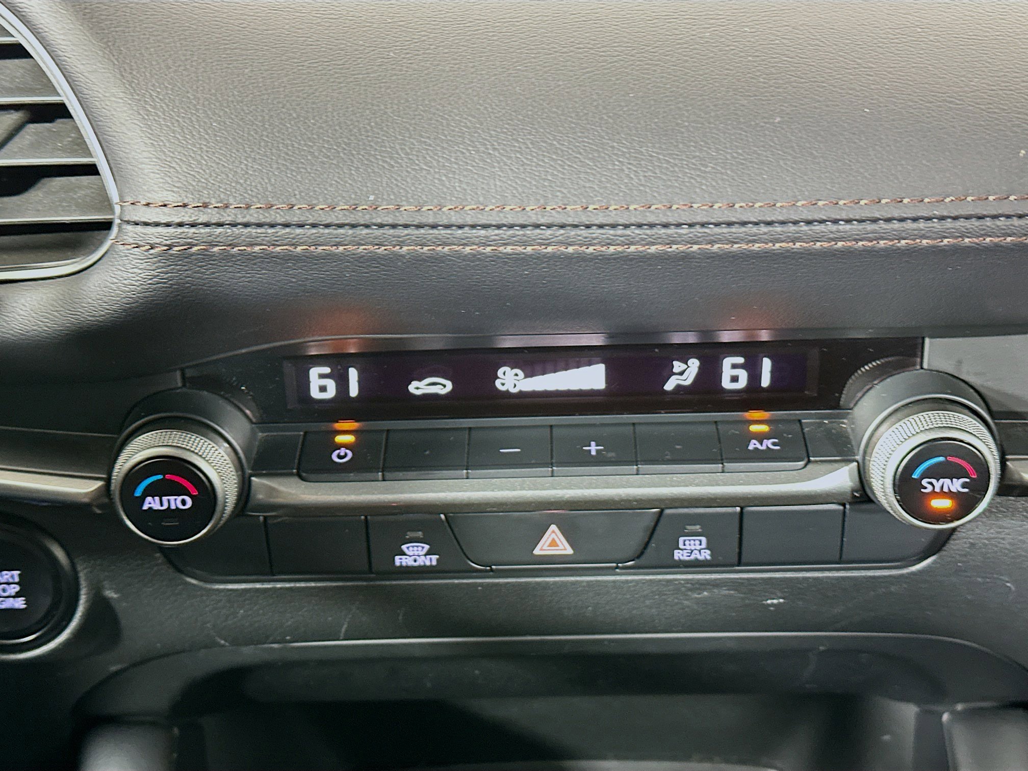 Used 2022 MAZDA MAZDA3 s image 22