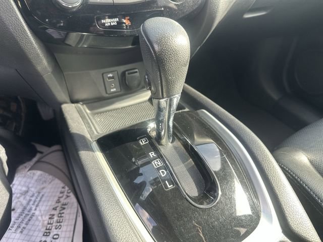 Used 2015 Nissan Rogue SL w/ SL Premium Package AWD/4WD image 26