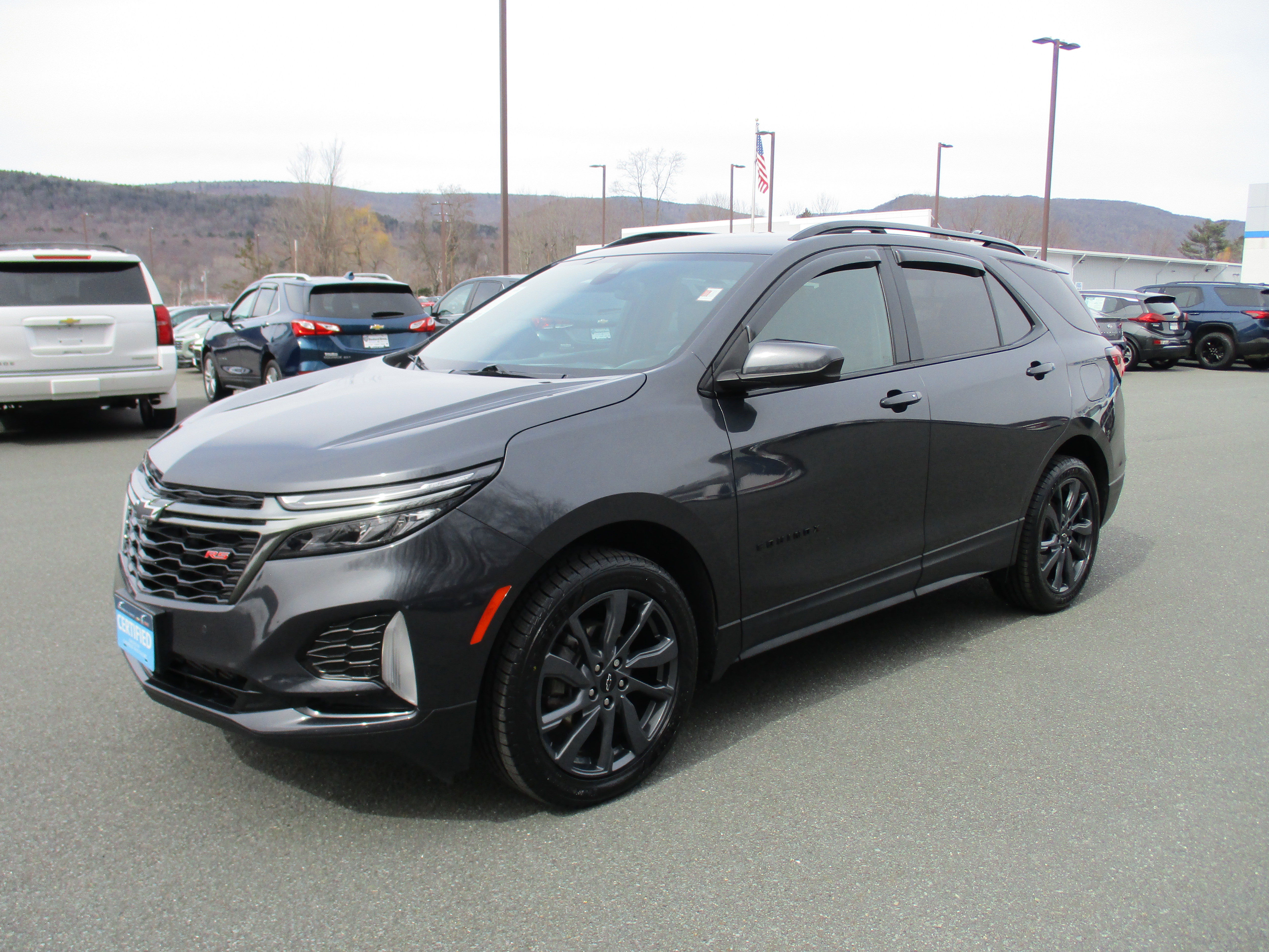 Certified 2022 Chevrolet Equinox RS image 1