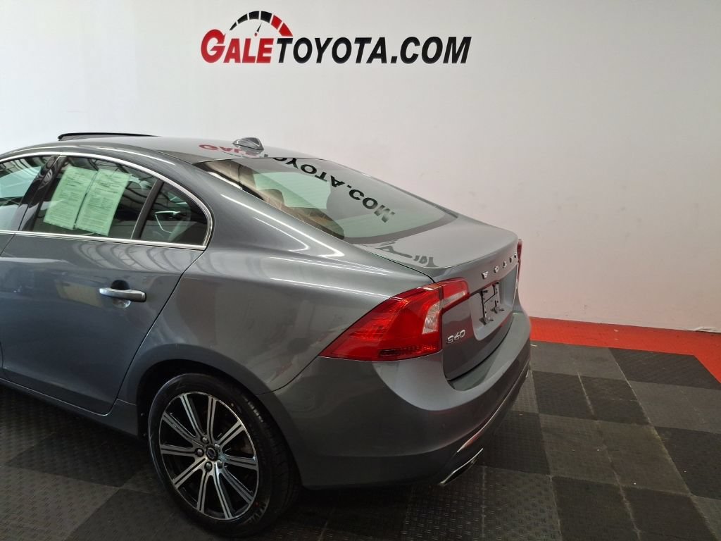 Used 2018 Volvo S60 T5 Inscription AWD/4WD image 5