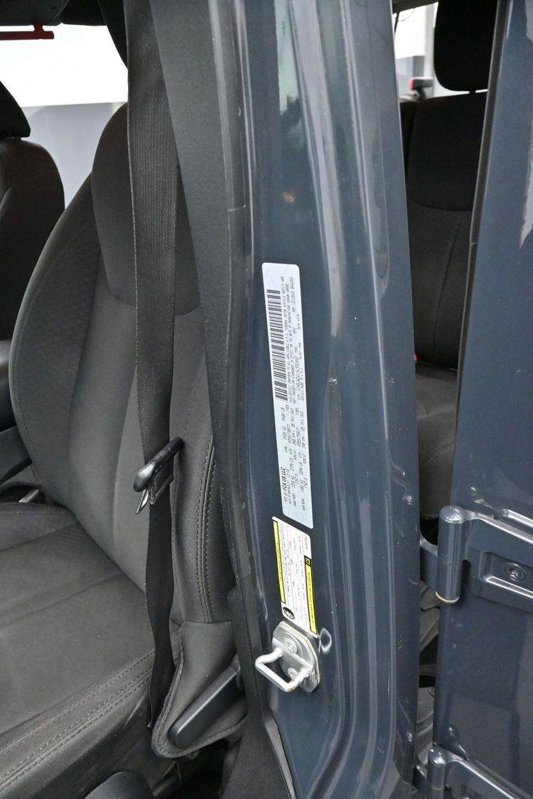 Used 2017 Jeep Wrangler Unlimited Sport w/ Quick Order Package 24S image 34