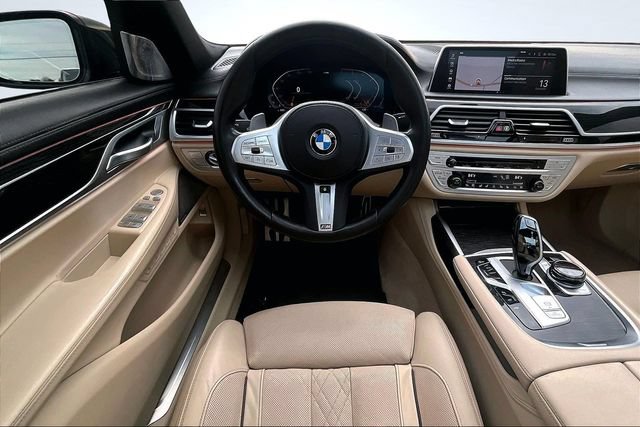 Used 2020 BMW 750i xDrive w/ Executive Package AWD/4WD image 8