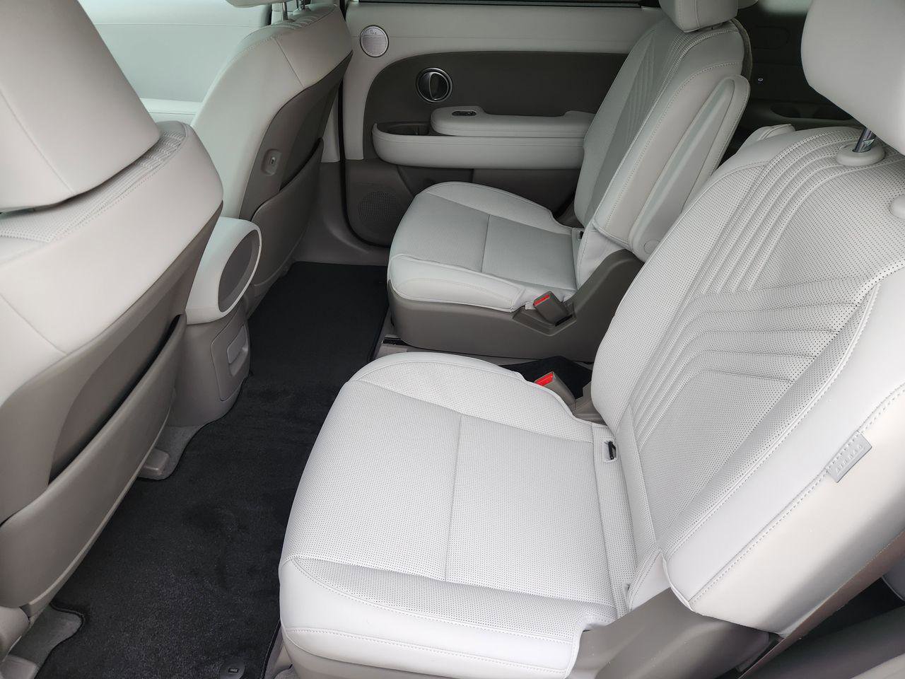 New 2026 Hyundai Palisade FWD Hybrid image 29