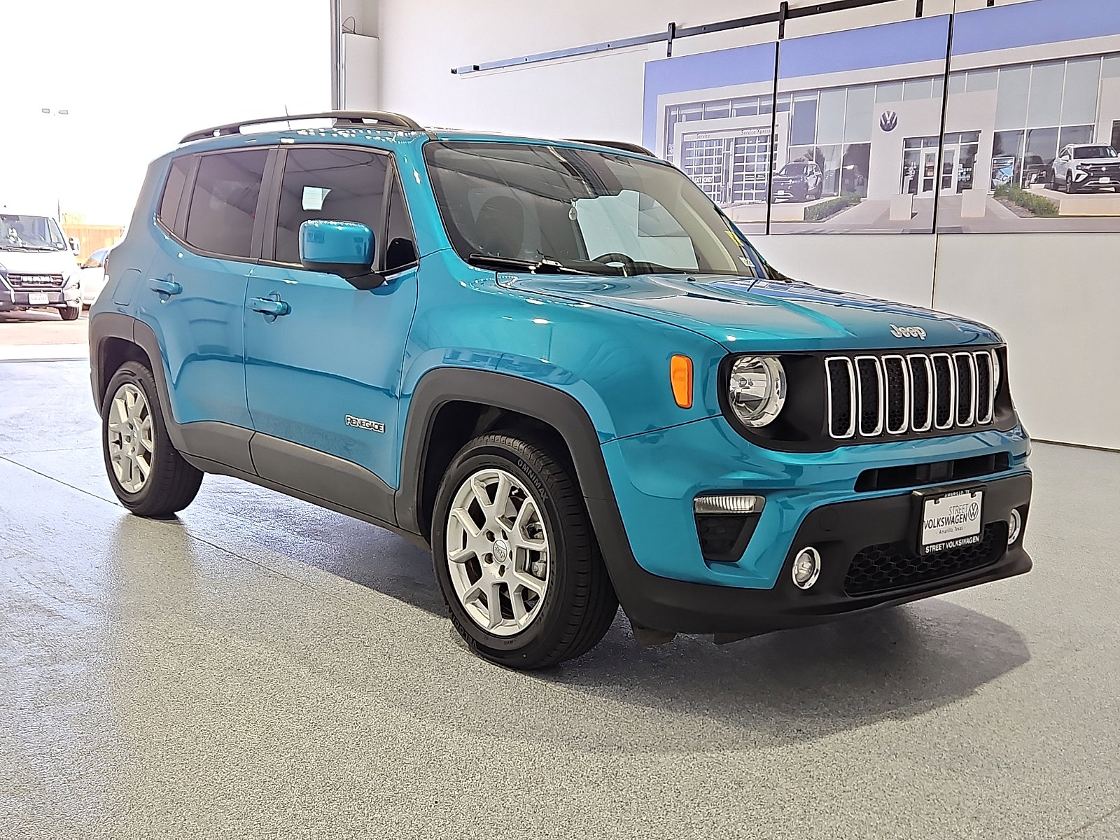 Used 2020 Jeep Renegade Latitude image 4
