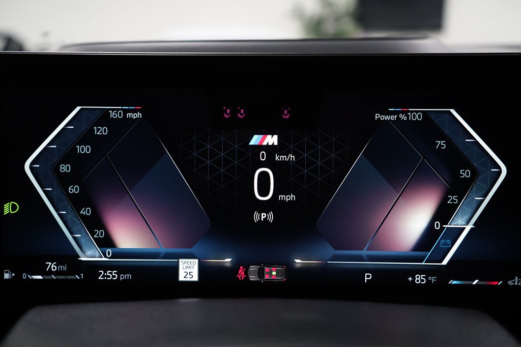 Used 2023 BMW X7 M60i w/ Executive Package AWD/4WD image 34