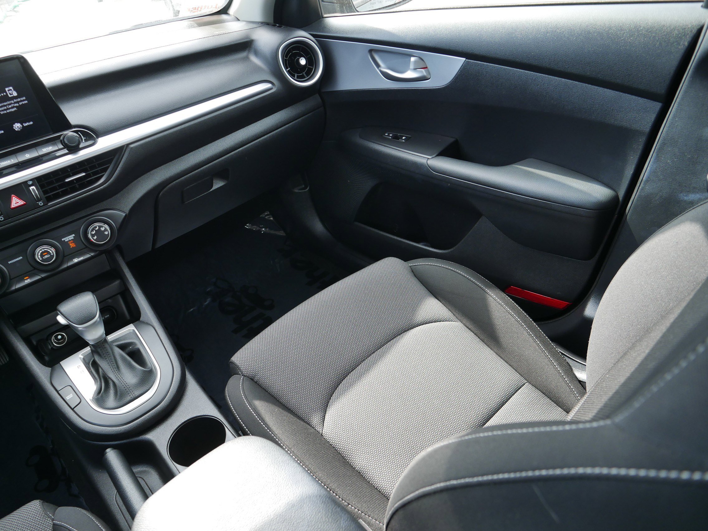 Certified 2023 Kia Forte LXS image 11