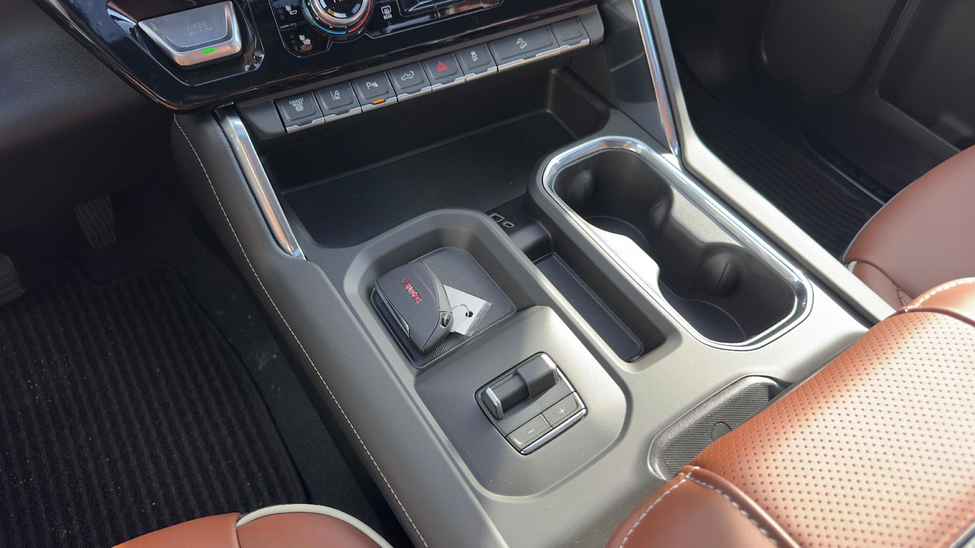 New 2026 GMC Sierra 3500 Denali Ultimate image 12