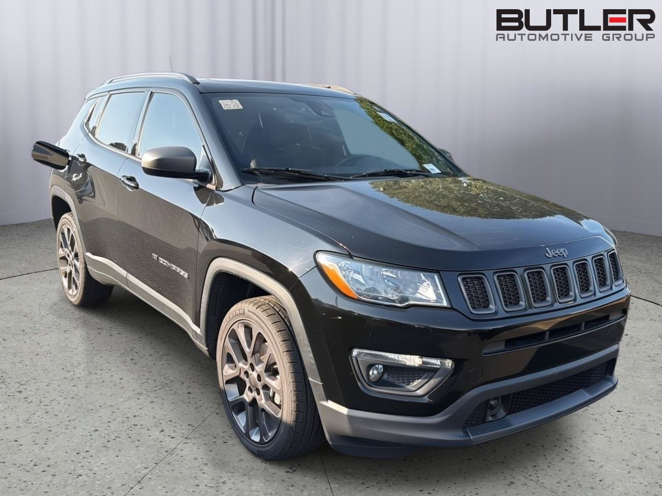 Used 2021 Jeep Compass Latitude w/ Sun and Sound Group AWD/4WD image 5