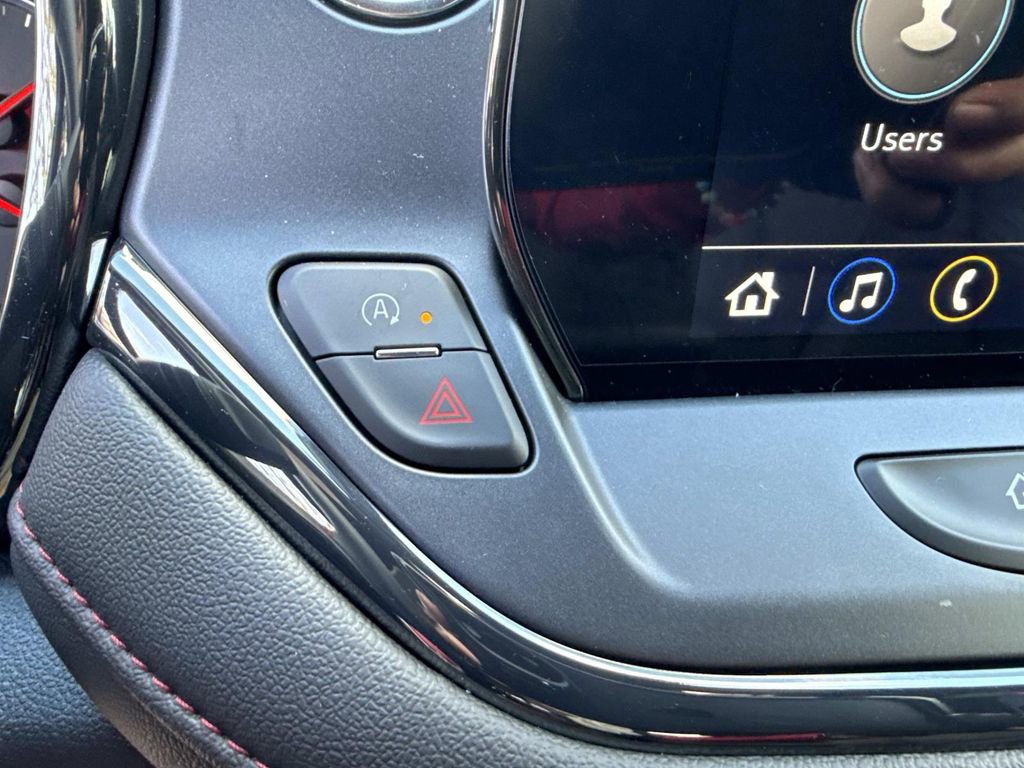 Used 2025 Chevrolet Blazer RS w/ Enhanced Convenience Package image 33