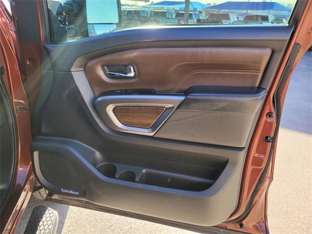 Used 2016 Nissan Titan Platinum Reserve image 9