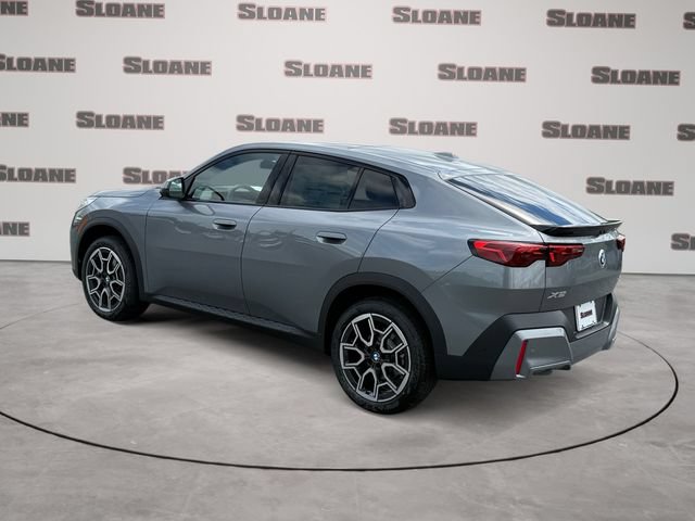 New 2026 BMW X2 xDrive28i w/ Technology Package AWD/4WD image 3