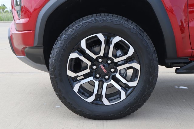 New 2025 GMC Canyon AT4 w/ Nightfall Edition image 9