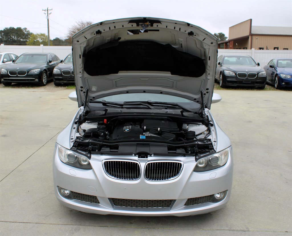 Used 2007 BMW 335i Convertible image 36