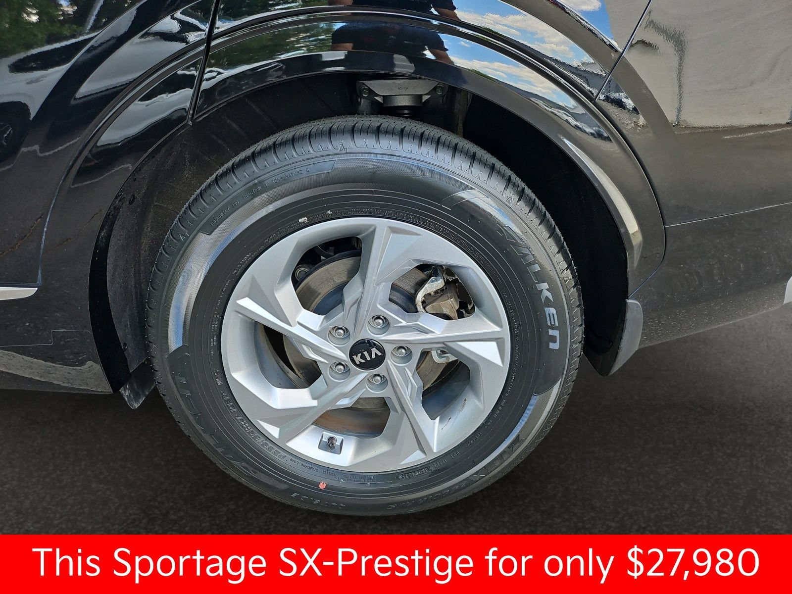 Used 2025 Kia Sportage SX FWD image 46