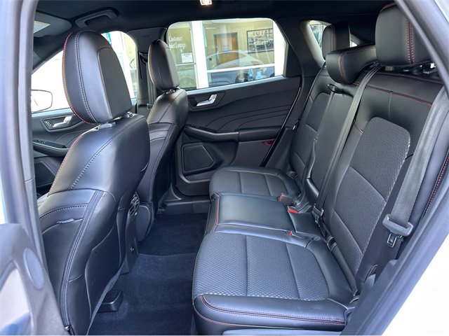 Used 2024 Ford Escape ST-Line Select w/ Tech Pack #2 image 16