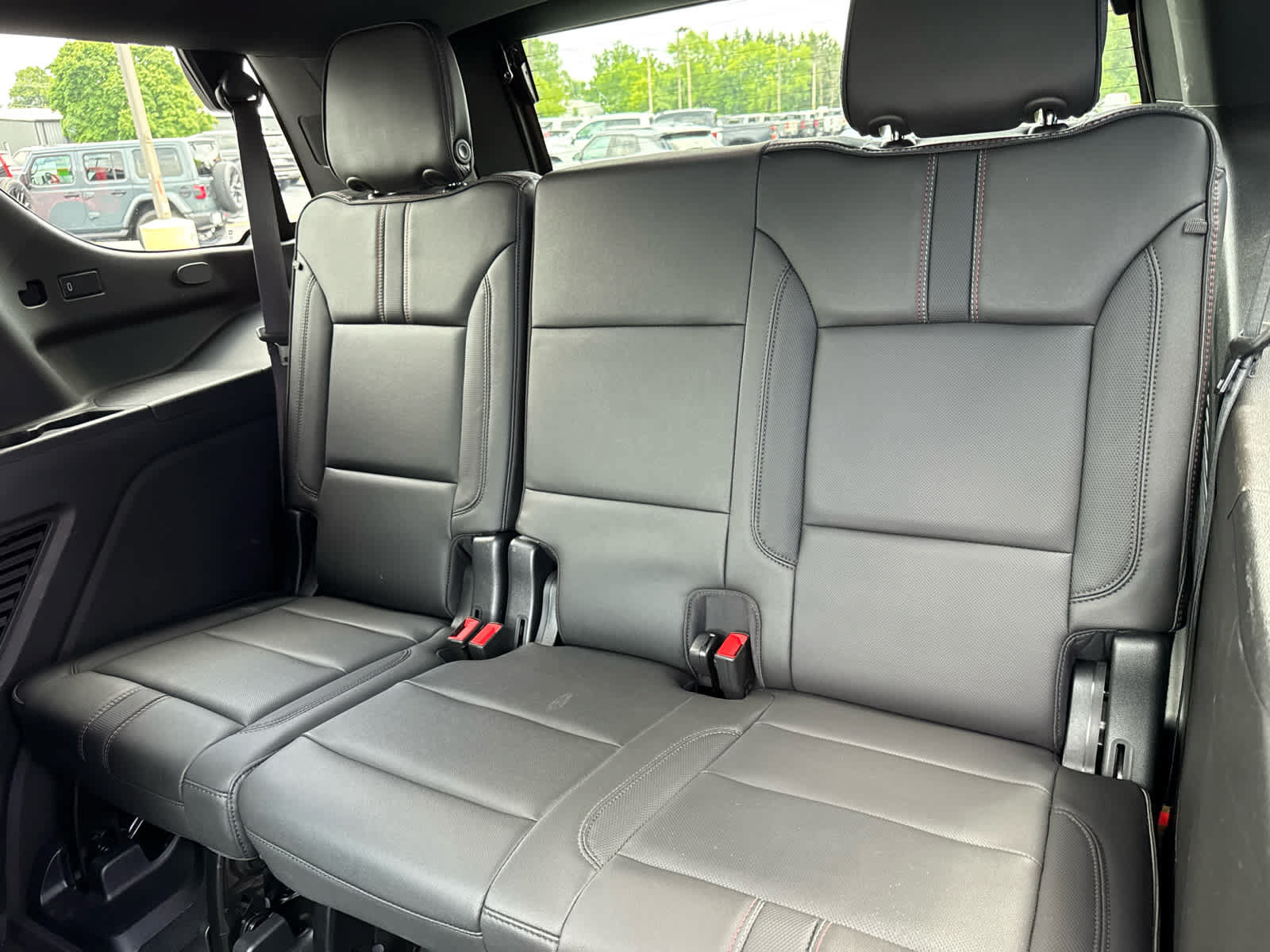 Certified 2021 Chevrolet Tahoe RST w/ Luxury Package AWD/4WD image 21