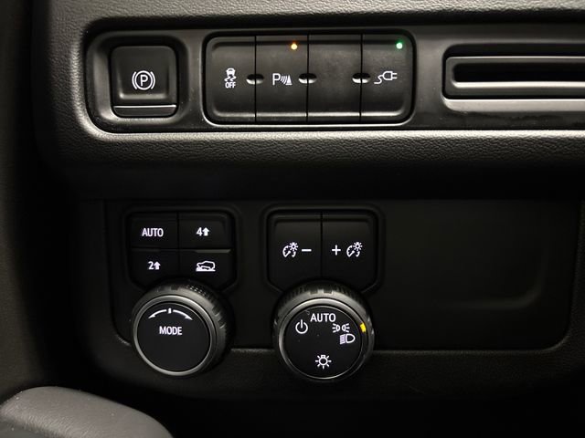 Used 2021 Chevrolet Suburban RST image 56