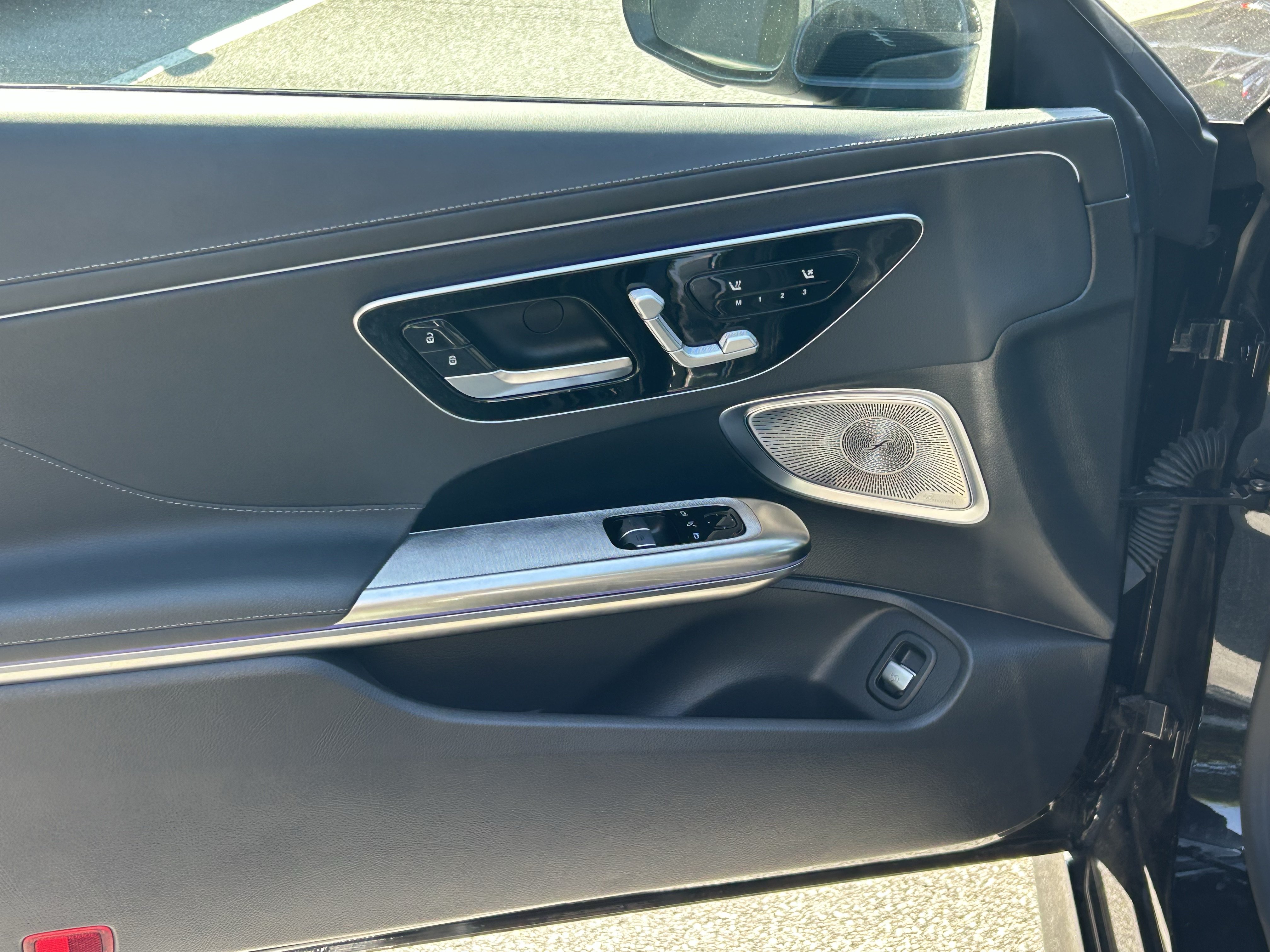 Certified 2025 Mercedes-Benz CLE 300 4MATIC Coupe image 17