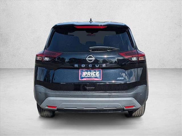 Used 2023 Nissan Rogue S image 7