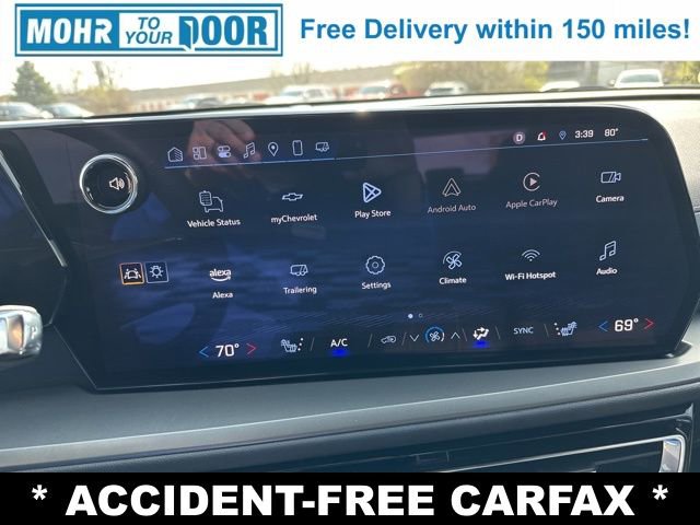 Used 2025 Chevrolet Traverse LT image 17