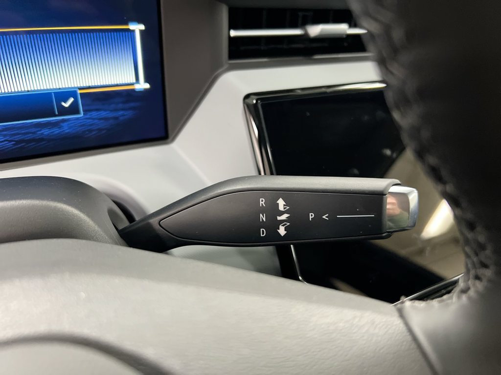New 2027 Chevrolet Bolt RS FWD image 18