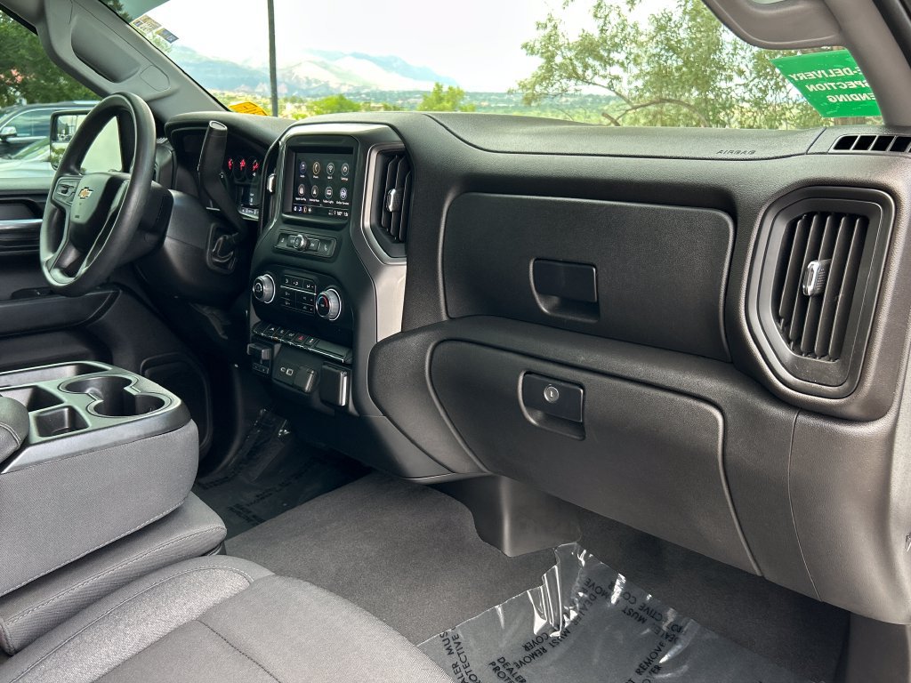 Used 2024 Chevrolet Silverado 1500 Custom w/ Turbomax Blackout Package AWD/4WD image 8