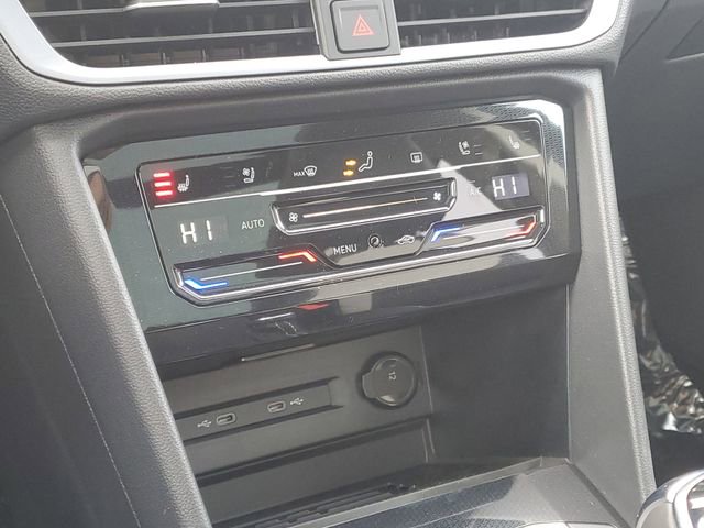 New 2026 Volkswagen Taos SEL AWD/4WD image 23