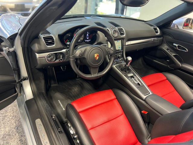 Used 2015 Porsche Boxster S image 19