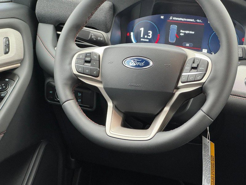 New 2026 Ford Explorer Active image 8