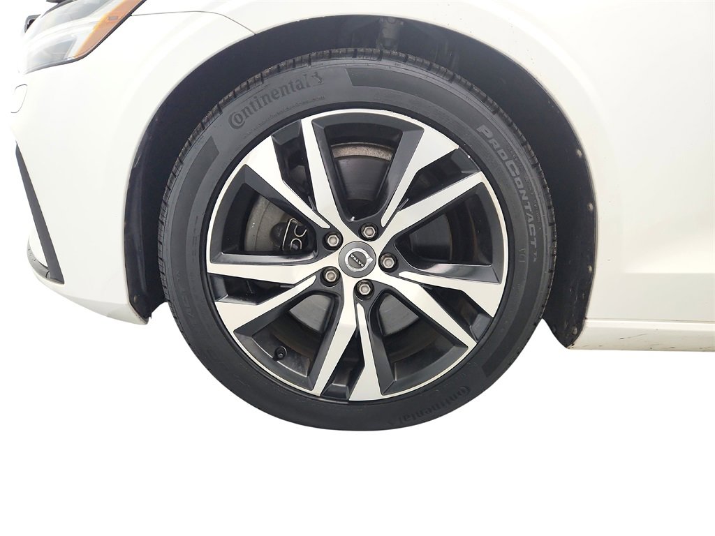 Used 2019 Volvo S60 T6 R-Design image 42