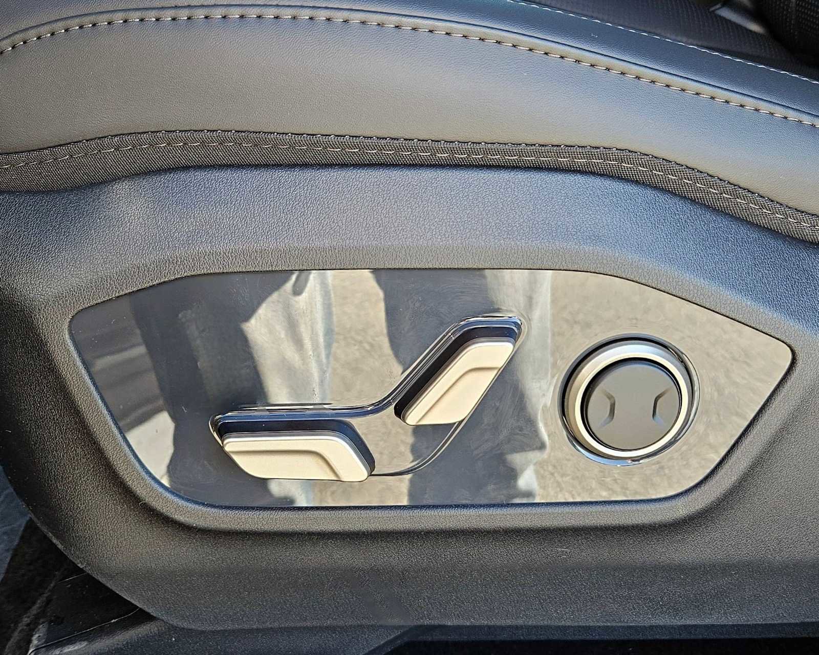 New 2027 Kia Telluride S image 18