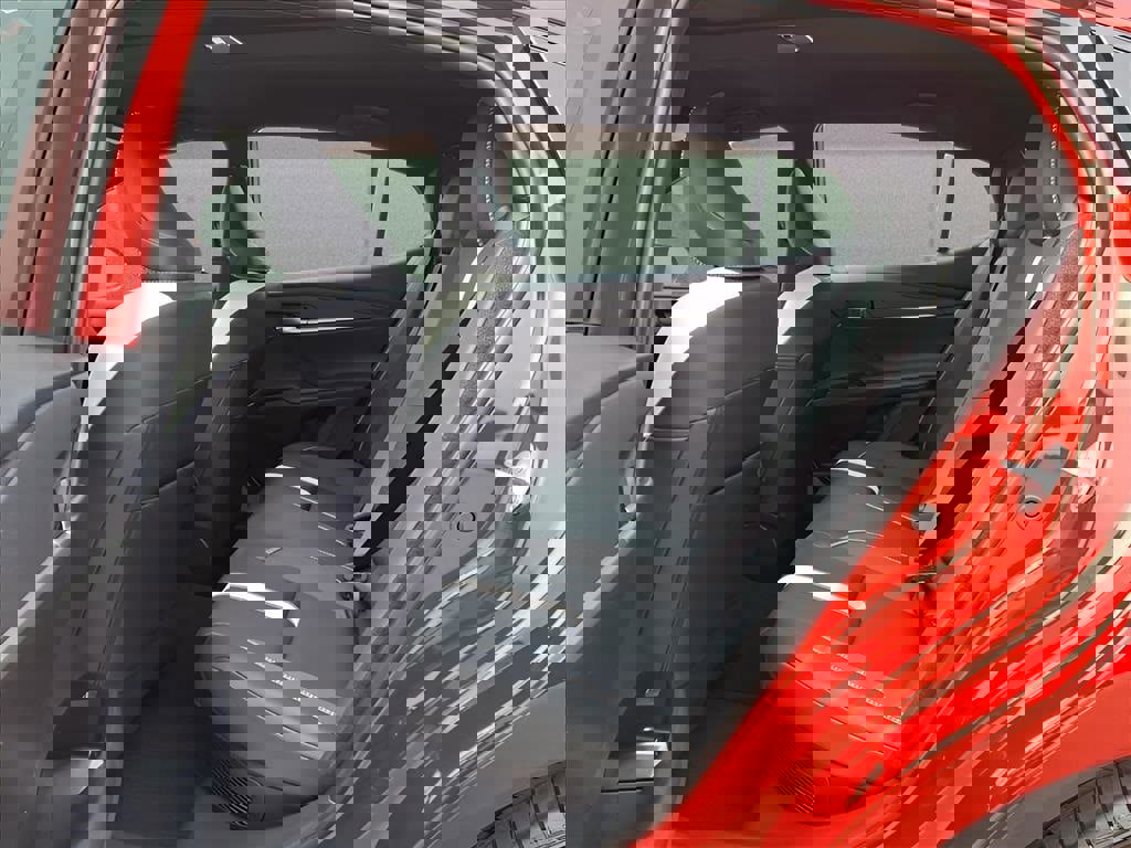 Used 2026 Toyota Camry SE image 10