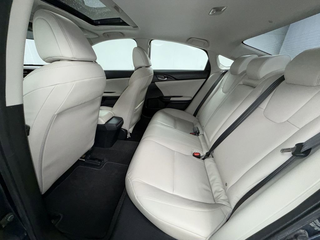 Used 2020 Honda Insight Touring image 12