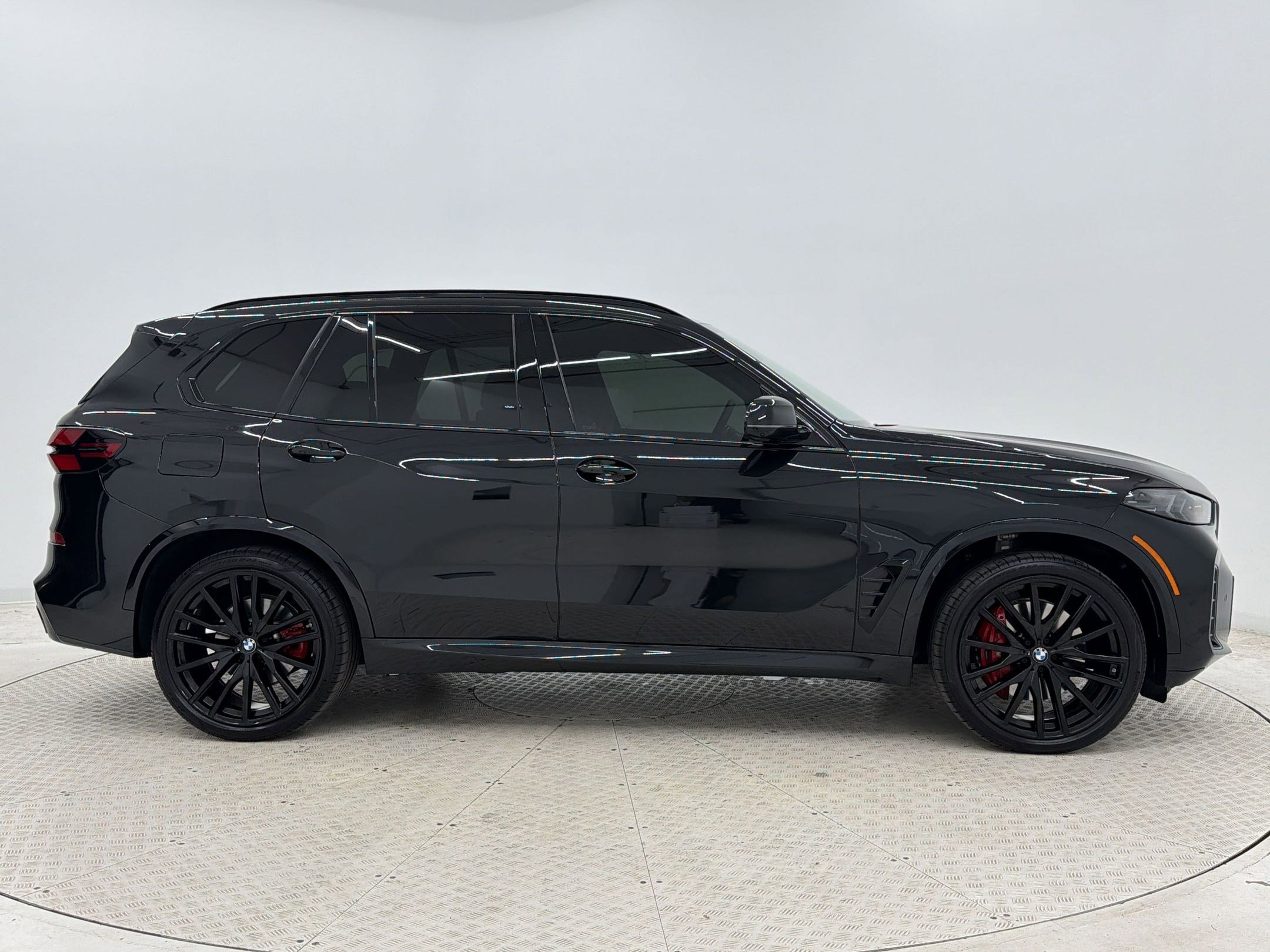 Certified 2026 BMW X5 xDrive40i w/ M Sport Package image 8