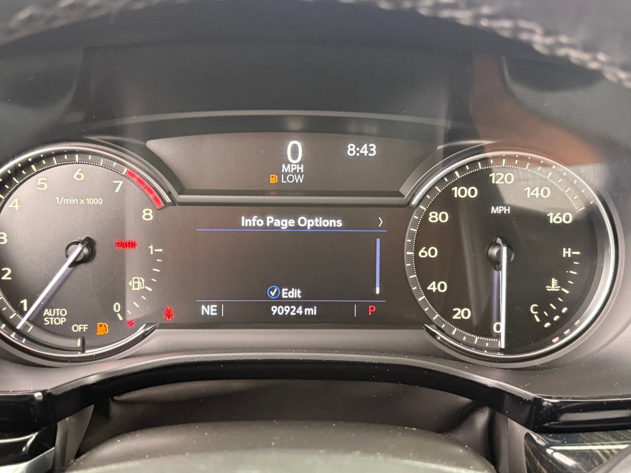 Used 2020 Cadillac XT6 Premium Luxury FWD image 17