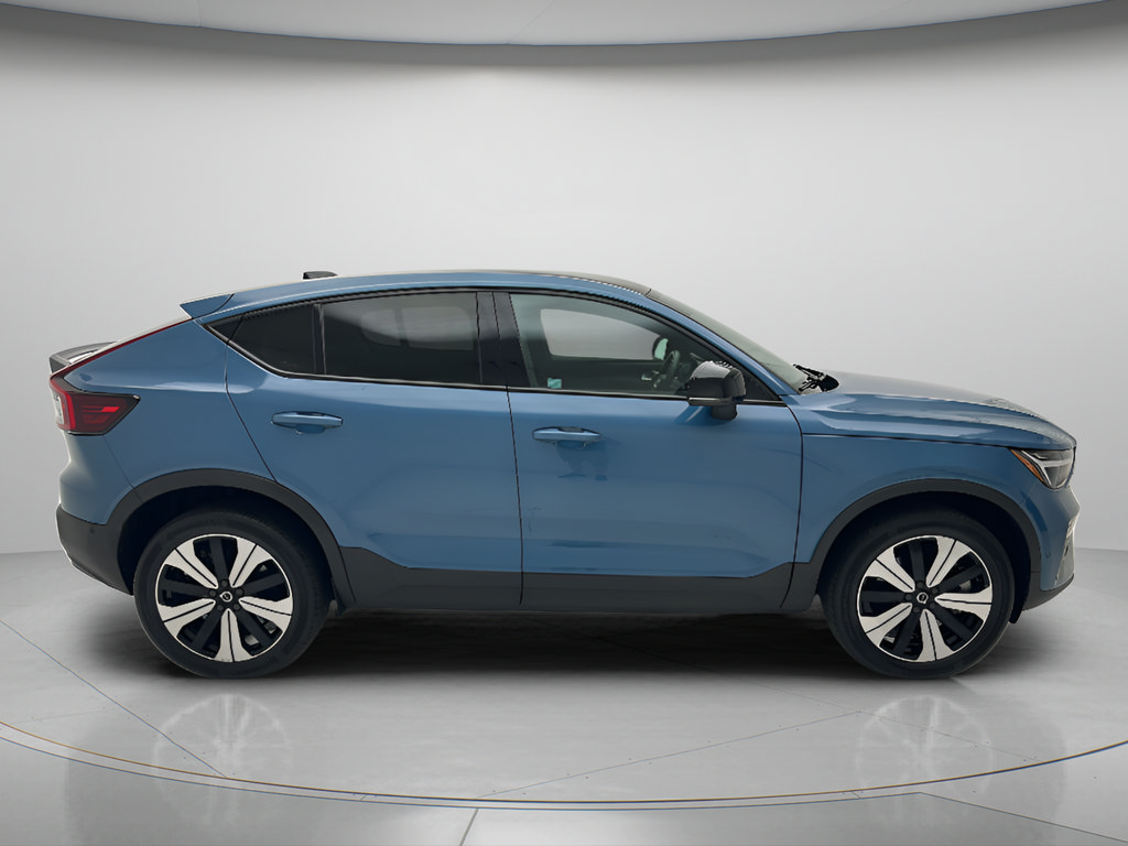 Used 2023 Volvo C40 P8 Recharge Plus AWD/4WD image 4