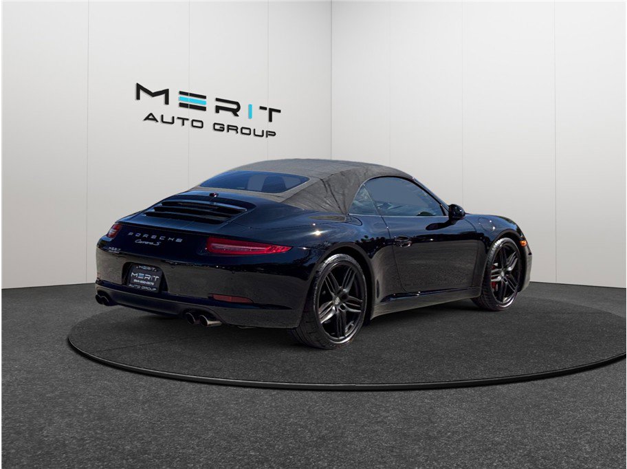Used 2013 Porsche 911 Carrera S image 9