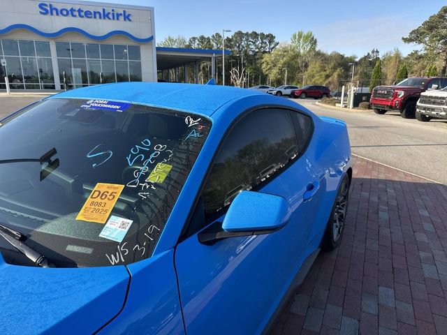 Used 2025 Ford Mustang GT RWD image 5