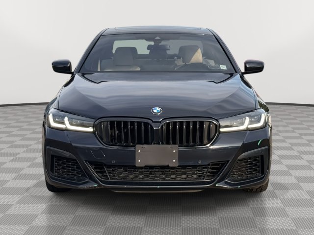 Used 2023 BMW 540i xDrive w/ M Sport Package AWD/4WD image 2